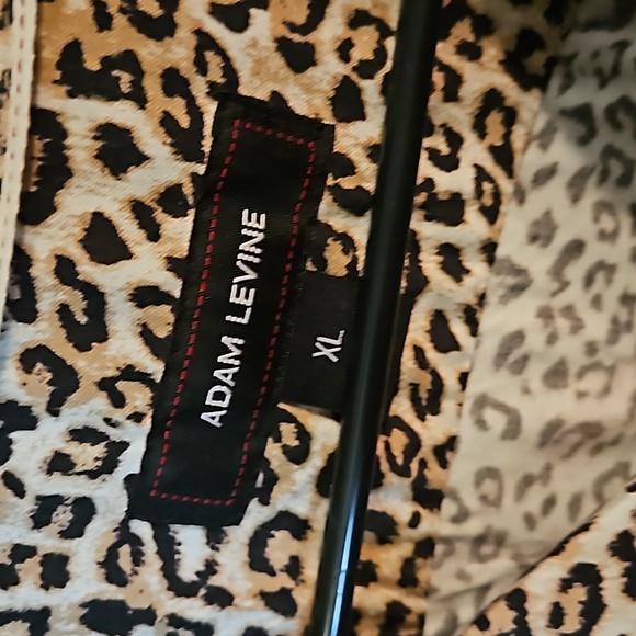 Adam Levine, animal print, short-sleeve, button up - Picture 2 of 6